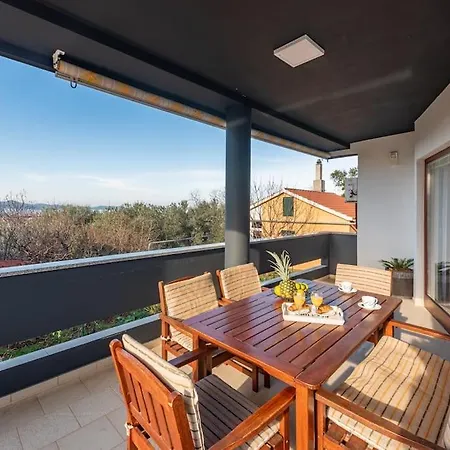 Kuca Za Odmor Donata Apartman *